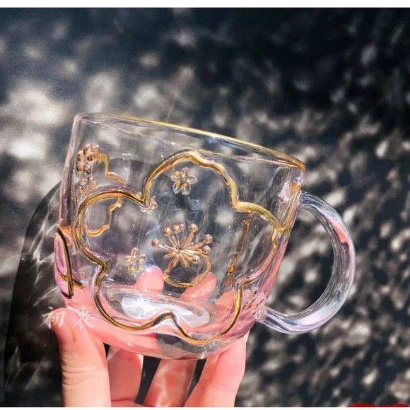 New 2020 China Starbucks Sakura Cherry 3D Petal Glass Mug Cup With Glass Rod - Picture 2 of 6